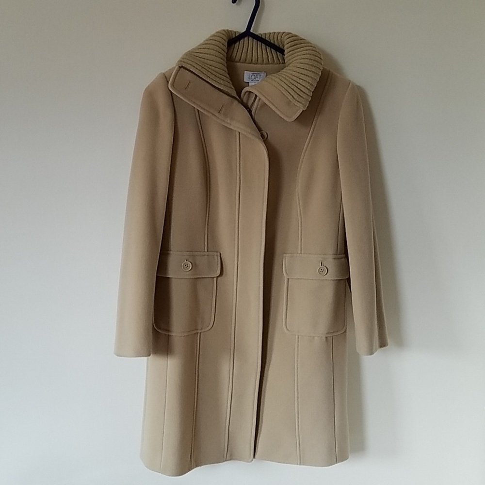 Ann Taylor Loft camel color elegant peacoat